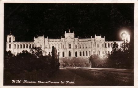 M 226. Munchen, Maximilianeum bei Nacht